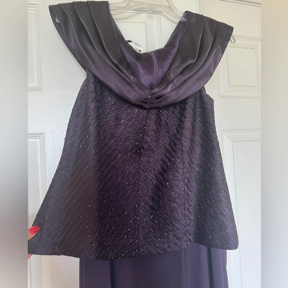 Formal gown with light embellishment of beads in the front (barely noticeable)